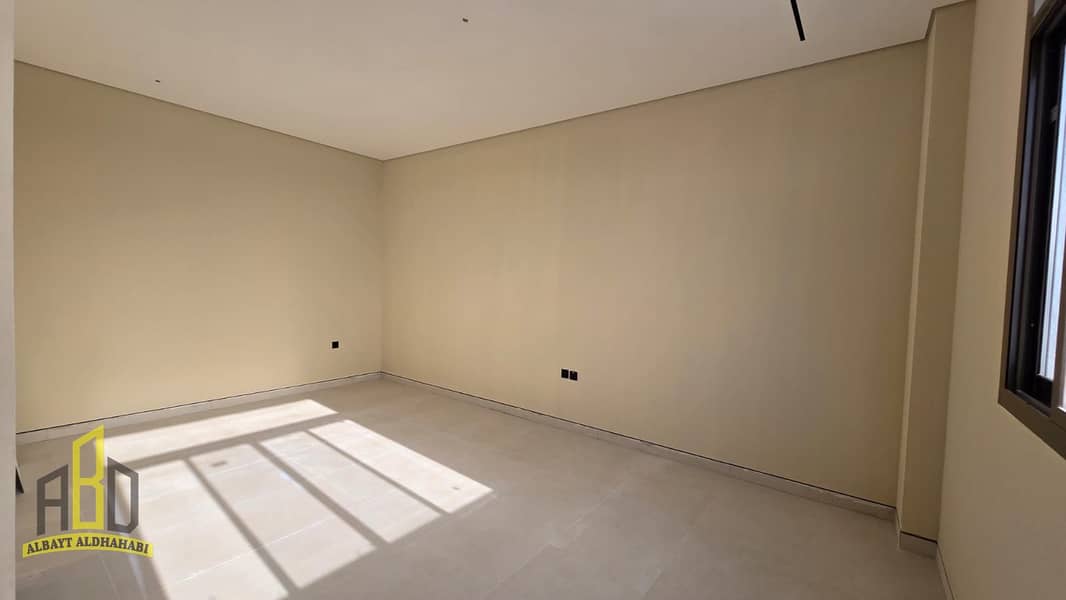 3 0baaf6ab-2c07-4109-a135-c9d6d6cd86cb. jpg