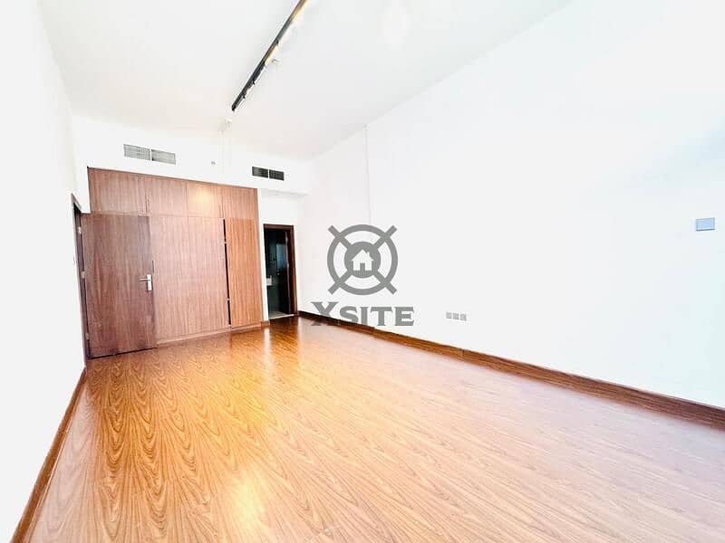 4 WhatsApp Image 2025-04-08 at 01.32. 12 (6). jpeg