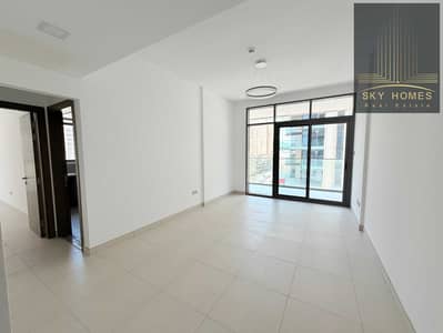 1 habitación Apartamento para en Alquiler en Jumeirah Garden City, Dubai - IMG_4604. jpg