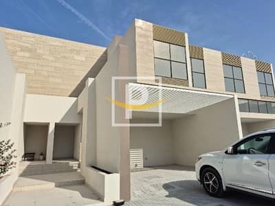 3 Camere Townhouse in Vendita a Mohammed Bin Rashid City (MBR City), Dubai - Villetta a schiera a Mohammed Bin Rashid City (MBR City),District 11,The Fields,Elie Saab Vie at the Fields, 3 camere da letto, 3500000 AED - 15626211 3 Camere Townhouse in Vendita a Mohammed Bin Rashid City (MBR City), Dubai - Villetta a schiera a Mohammed Bin Rashid City (MBR City),District 11,The Fields,Elie Saab Vie at the Fields, 3 camere da letto, 3500000 AED - 15626211