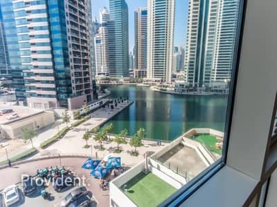 Astonishing 2 bedrooms with Lake Views Astonishing 2 bedrooms with Lake Views