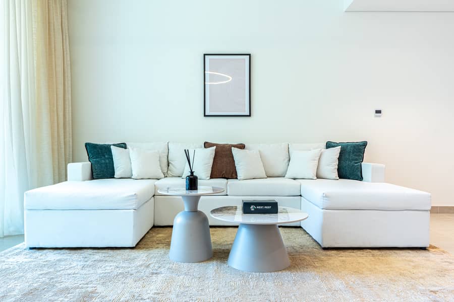 2 Sofa 1. jpg