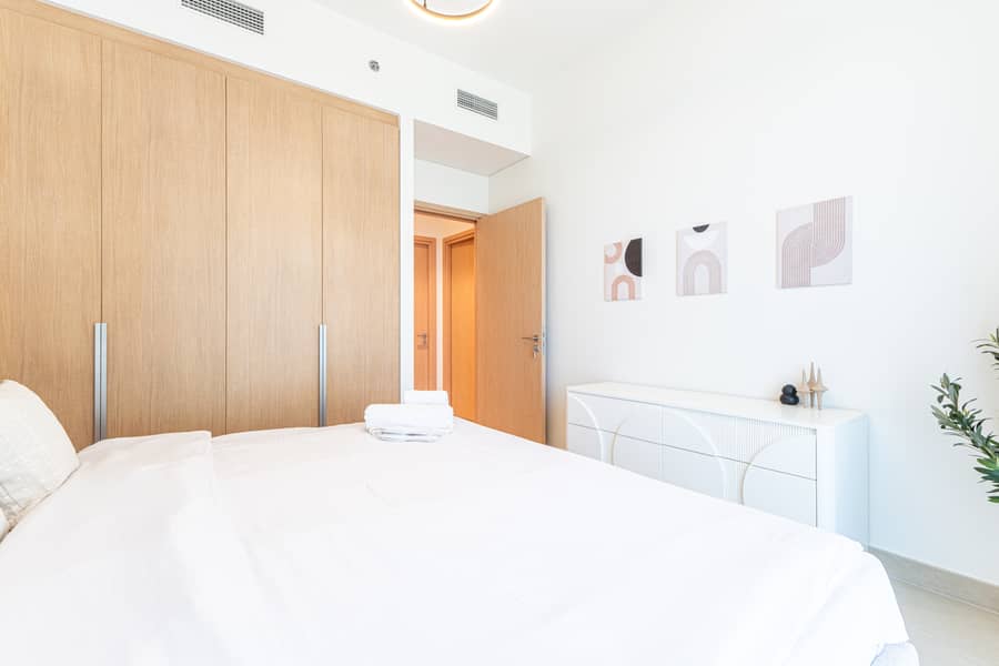 17 Bed 1.3. jpg