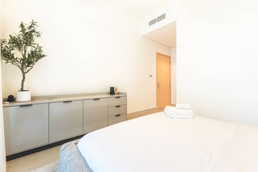 18 Bed 2.3. jpg