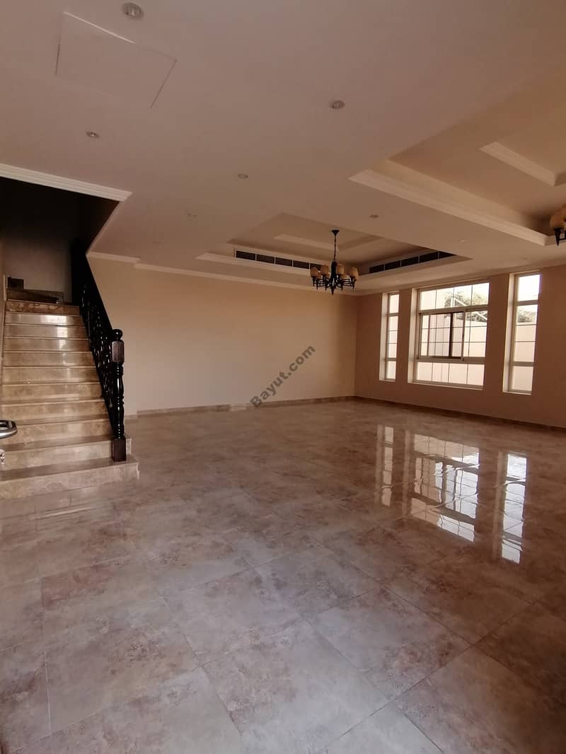 Excellent Quality 4 BHK + Maid Room with Private Entrance available for Rent in Mirdif - 130K