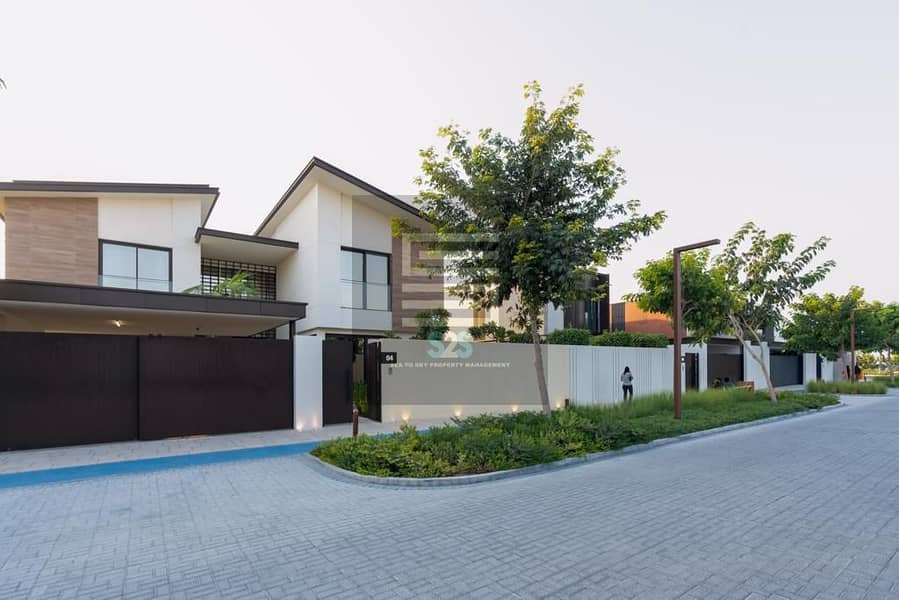 6 4-bed Villa. JPG