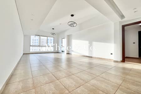 2 Bedroom Apartment for Rent in Palm Jumeirah, Dubai - High Floor | Lovely Upgrades | Unfurnished