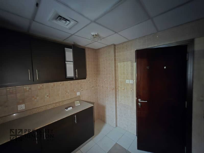 6 20260428_184056. jpg