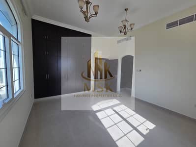 6 Camere Villa in Affitto a Al Quoz, Dubai - WhatsApp Image 2026-06-10 at 4.52. 06 PM. jpeg 6 Camere Villa in Affitto a Al Quoz, Dubai - WhatsApp Image 2026-06-10 at 4.52. 06 PM. jpeg