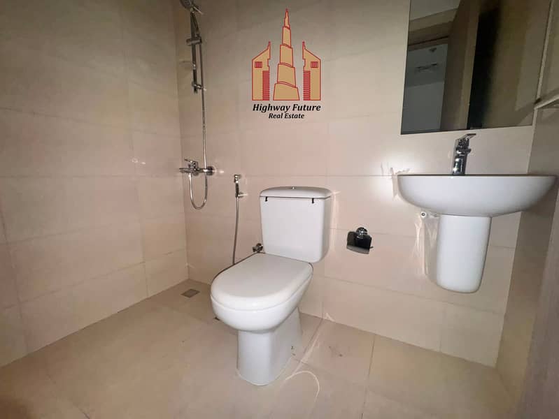 20 1000469855. jpg