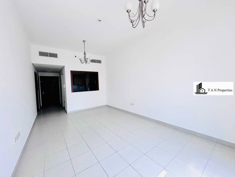 21 Days Free | Elegant 1BHK | 6 Cheques possible | Prime Location