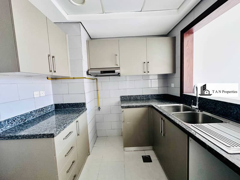 21 Days Free | Elegant 1BHK | 6 Cheques possible | Prime Location - Image 7