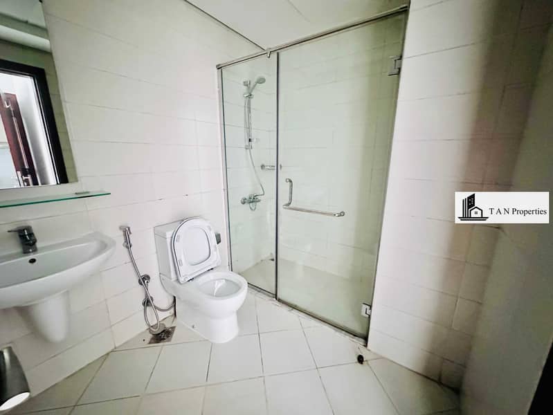 21 Days Free | Elegant 1BHK | 6 Cheques possible | Prime Location - Image 11