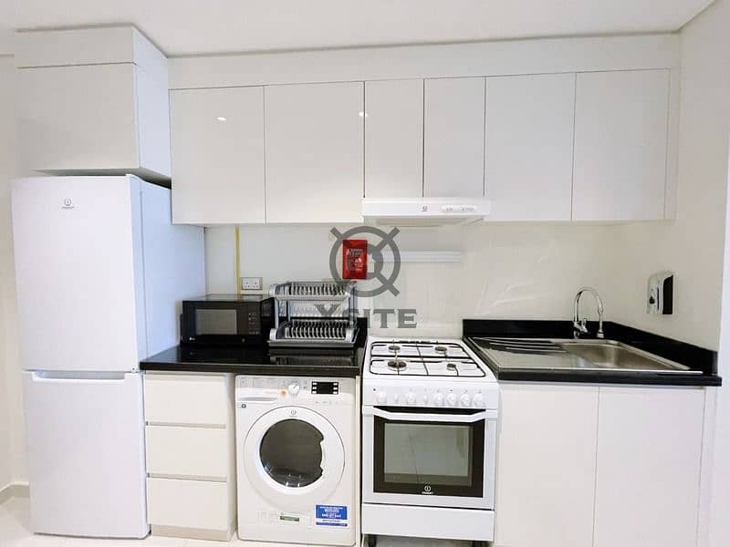 Spacious Studio| 12 Cheques | Fully Furnished - Image 8