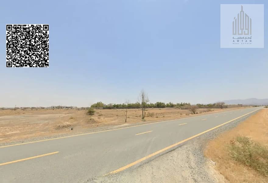 Land for sale in Manama 13, corner lot, in a prime location Land for sale in Manama 13, corner lot, in a prime location