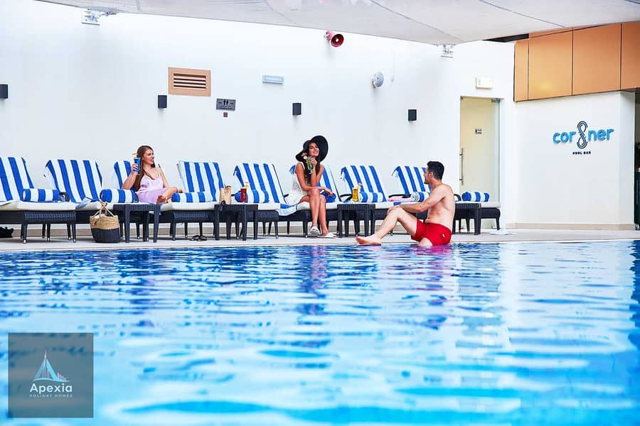 22 Mercure Swimming Pool (2). jpg