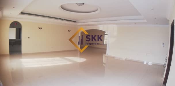 Sale! Well Decorated 5 Bedroom Villa Available Sale! Well Decorated 5 Bedroom Villa Available