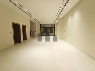 4 Bedroom Villa for Rent in Baniyas, Abu Dhabi - Brand new | Driver’s room | Front & Back yard