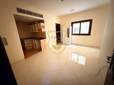Studio for Rent in Al Nabba, Sharjah - IMG_4388. jpg Studio for Rent in Al Nabba, Sharjah - IMG_4388. jpg