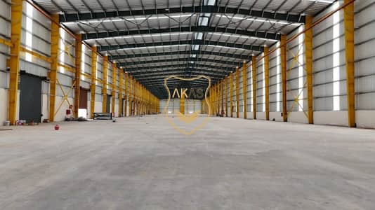 Warehouse in Affitto a Industrial Area, Sharjah - wh2. jpg