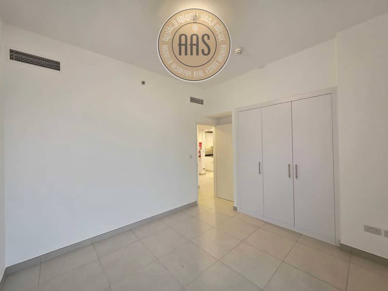 10 284462. jpg