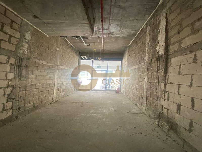 4 Sq1ytzUDt4NWdUPLqbLkobilWnpfQYu1iLKupUl7. jpg