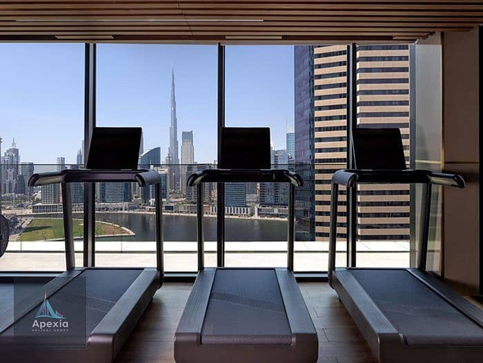 17 09-fully-equipped-fitness-centre-with-burj-khalifa-views. jpg