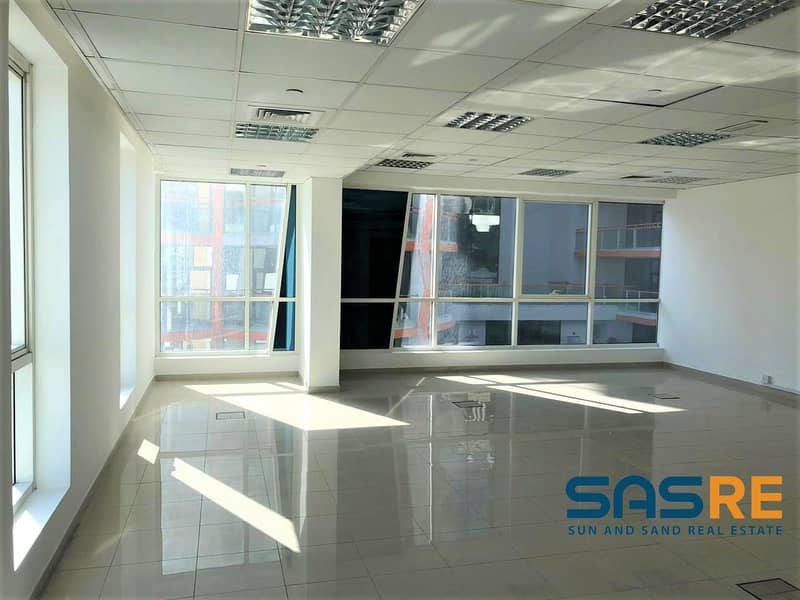 Huge Office with Good view Ready to move in Huge Office with Good view Ready to move in