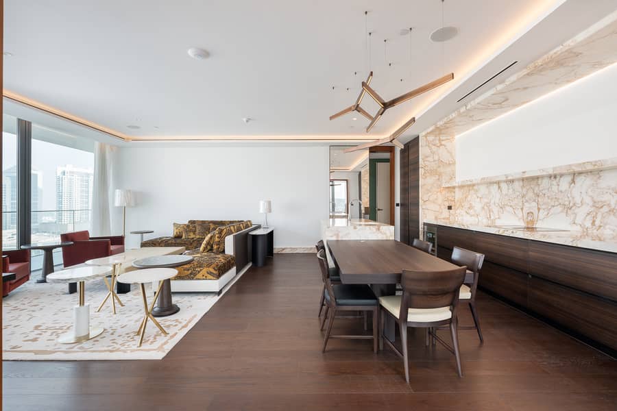 4 5-show kitchen. jpg