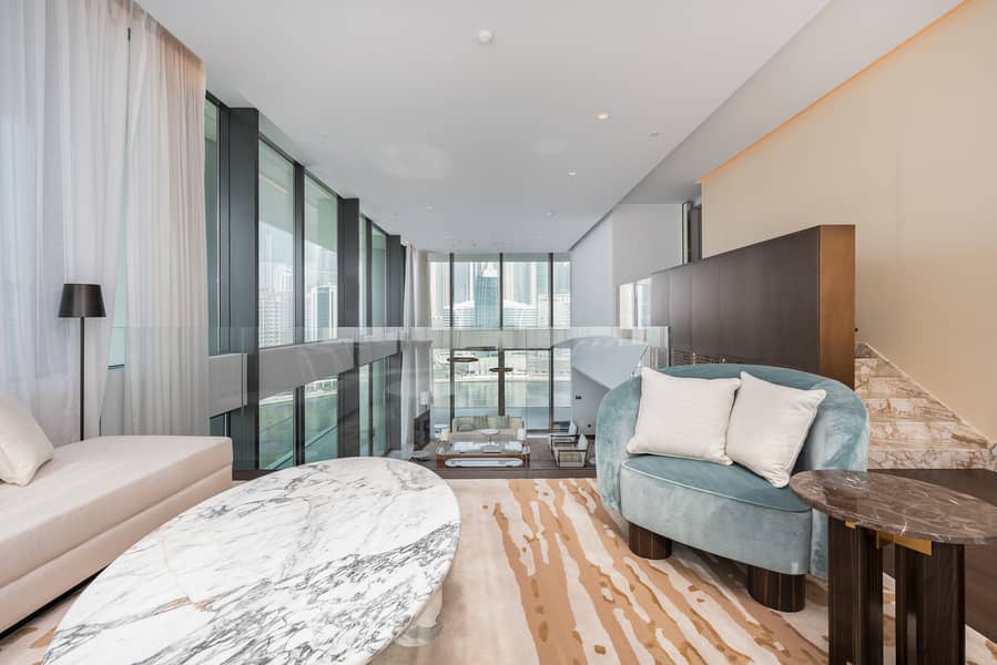 7 10-upper family room. jpg