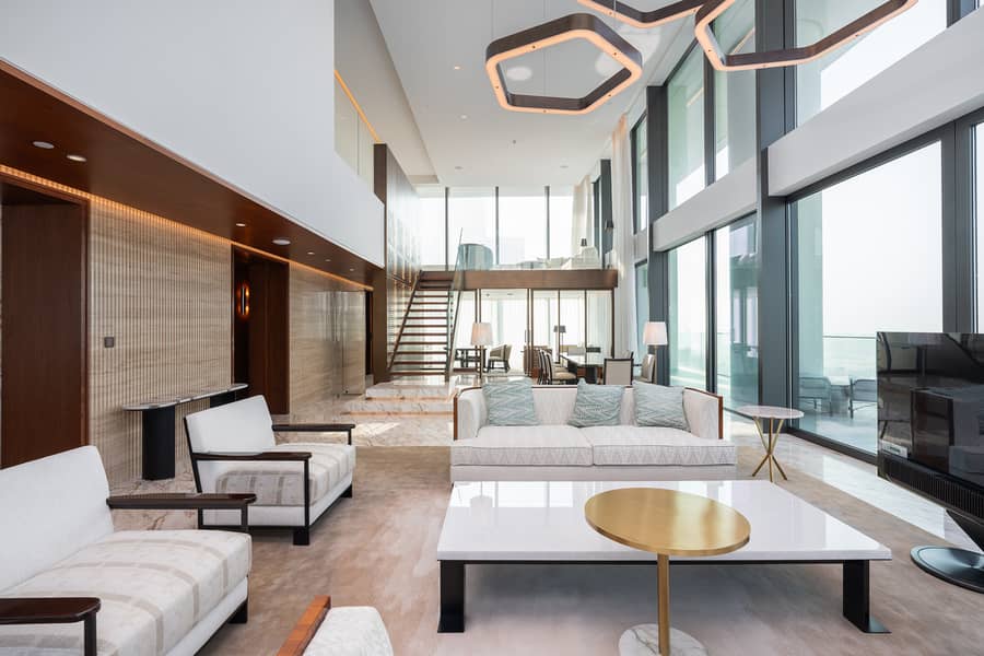 8 4-living dining 3. jpg
