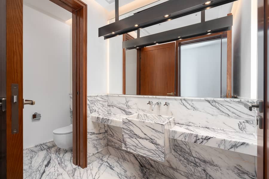 15 20-powder room. jpg