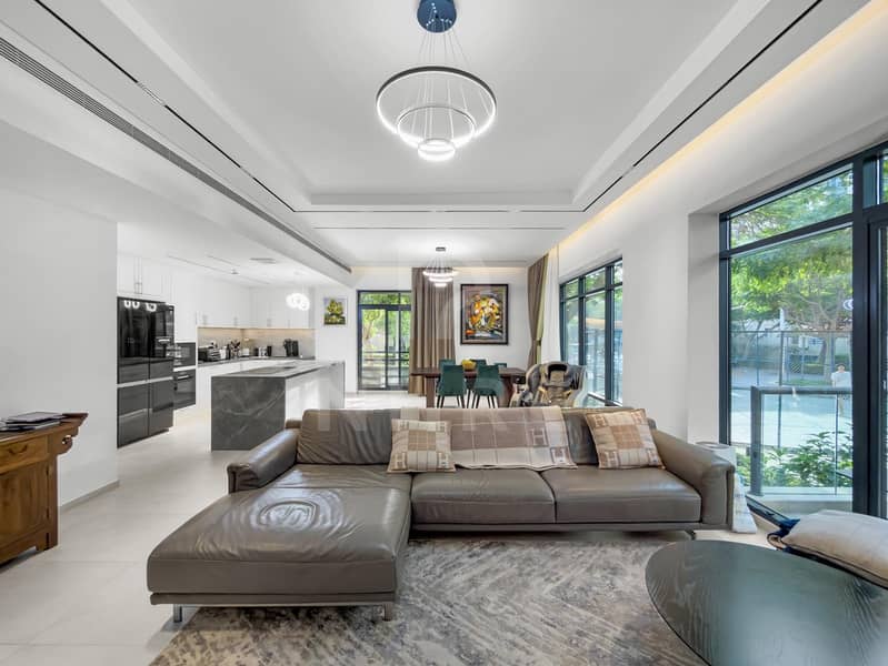 Exclusive | Vacant on Transfer | Renovated-Luxury Exclusive | Vacant on Transfer | Renovated-Luxury