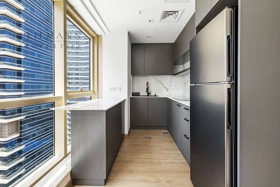 Reduced to AED 2.290. 000 | Luxury Renovated 2-Bed | Large Balcony | High End Furnished – pohled 5