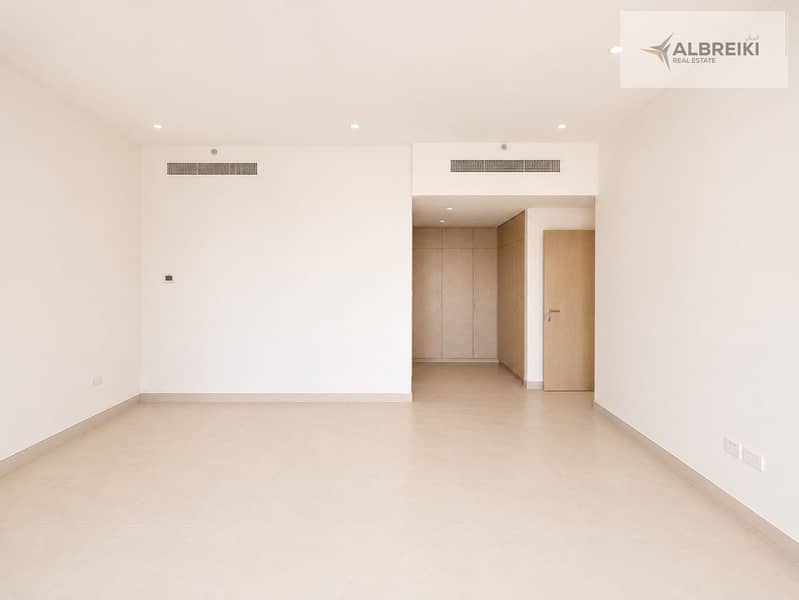 4 5a3e08c6-02c2-4d9d-93c3-335302119acc. JPG