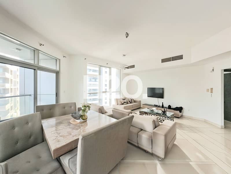 Well Maintained | Elegant | Prime Location Well Maintained | Elegant | Prime Location