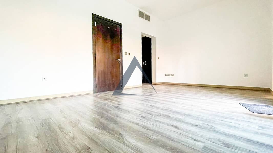 5 Property Image