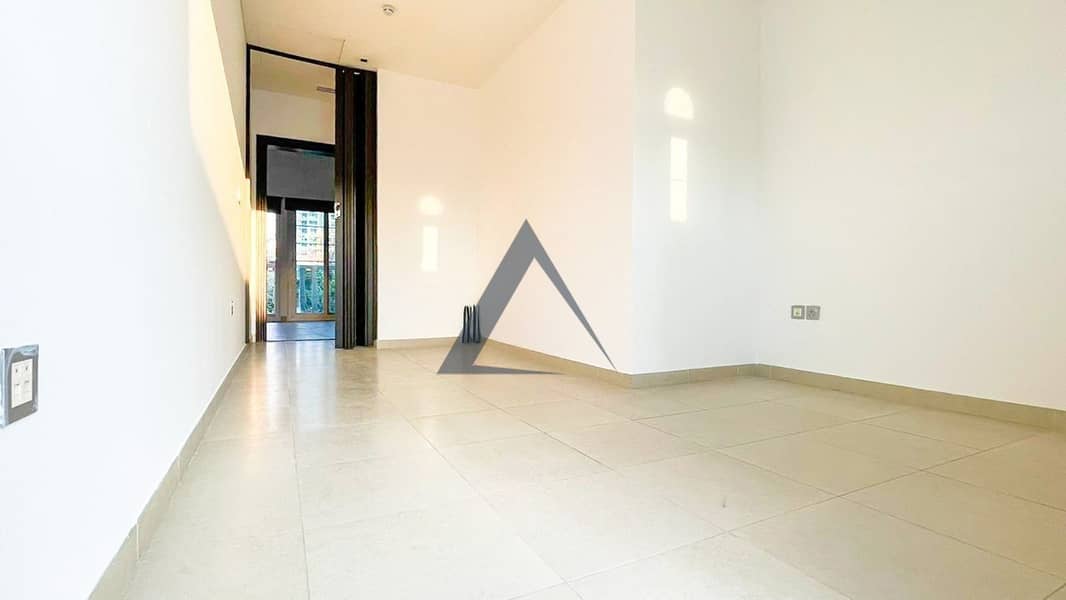 7 Property Image
