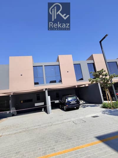 4 Bedroom Townhouse for Rent in Tilal City, Sharjah - WhatsAff. jpeg