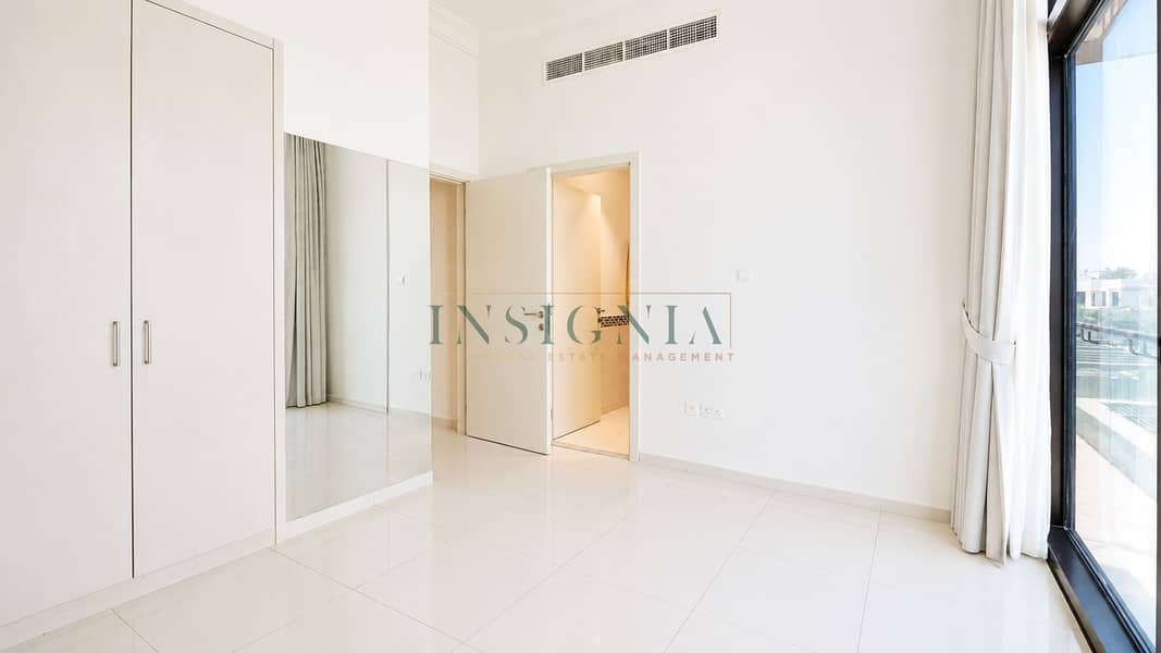 8 Topanga townhouse- 3br+ maids-12. png