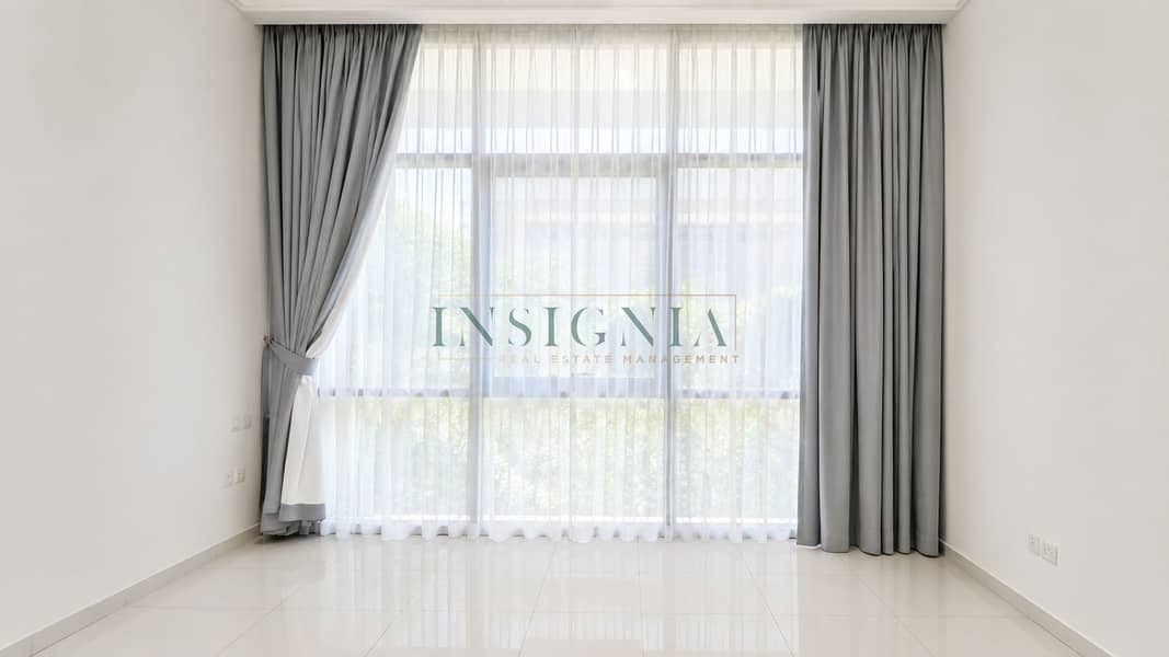 12 Topanga townhouse- 3br+ maids-16. png