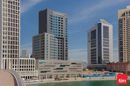 1 Bedroom Apartment for Rent in Business Bay, Dubai - Furnished / Canal View / Vanant / High Floor