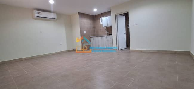 Monolocale in Affitto a Al Muroor, Abu Dhabi - WhatsApp Image 2026-06-29 at 2.56. 33 PM (3). jpeg