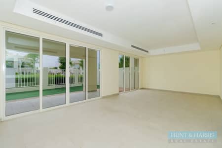 3 Bedroom Townhouse for Sale in Mina Al Arab, Ras Al Khaimah - 3 Bedroom Bermuda Villa for Sale in Mina - Luxurious - Spacious