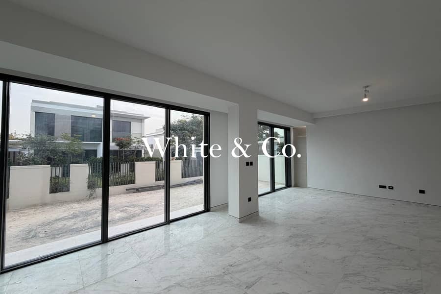 Conversion |Marble Finish| Full Extension - View 4