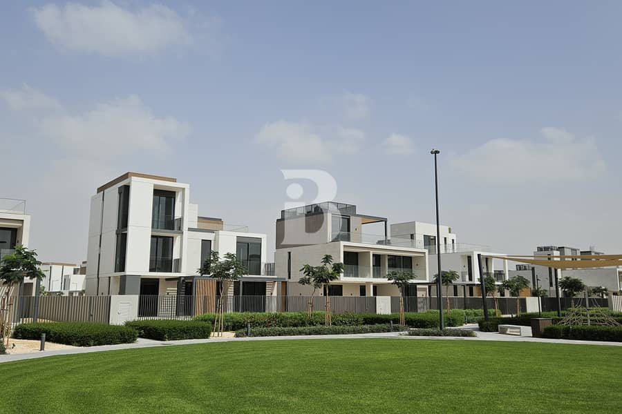 Prime Location | Park & Pool Facing | Roof Terrace Prime Location | Park & Pool Facing | Roof Terrace