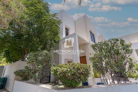 4 Schlafzimmer Townhouse zum zur Miete in Town Square, Dubai - Reihenhaus in Town Square，Noor Townhouses, 4 schlafzimmer, 220000 AED - 15650021