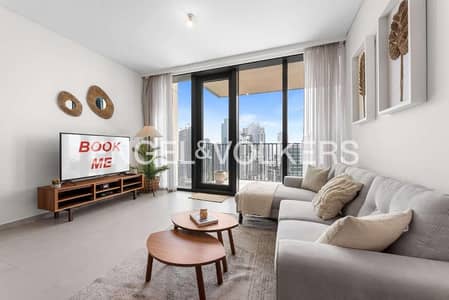 1 Bedroom Flat for Sale in Downtown Dubai, Dubai - Rare Layout| High Floor| Sea View| Exclusive 1 Bedroom Flat for Sale in Downtown Dubai, Dubai - Rare Layout| High Floor| Sea View| Exclusive