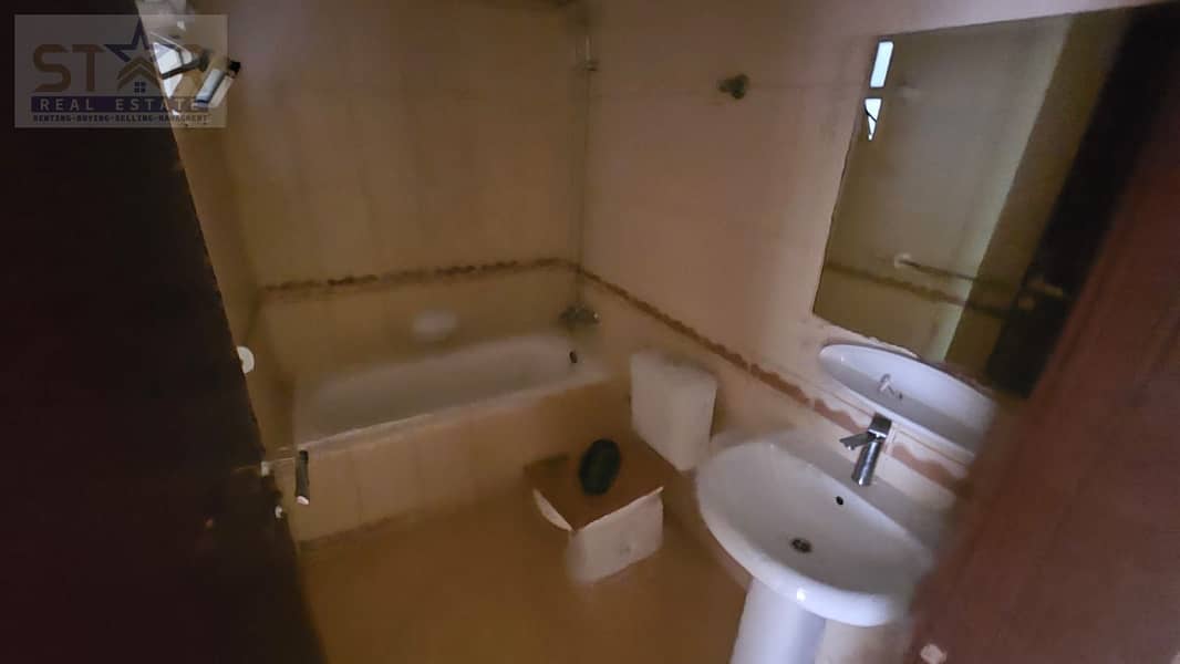 5 fc079353-abd8-4015-b4c2-5827052833bb. jpg