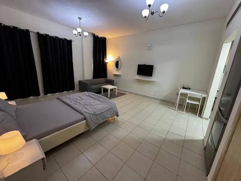 SUMMER OFFER FULLY FURNISHED READY TO MOVE APRTMENT IN MORROCO CLUSTER READY TO MOVE ONLY 2599 AED